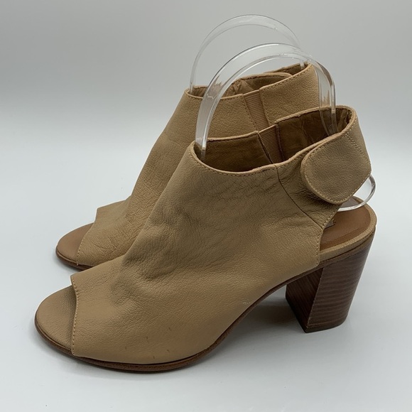 Steve Madden Nonstp Tan Leather Ankle Strap Stacked Heel Booties Size 7 - Picture 3 of 10